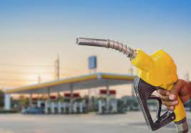 How Much Petrol and diesel prices are Expected to Drop in Pakistan from 1st January