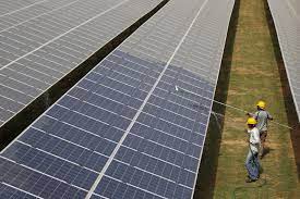 Solar Panel Prices in Pakistan decreased by Over 50%